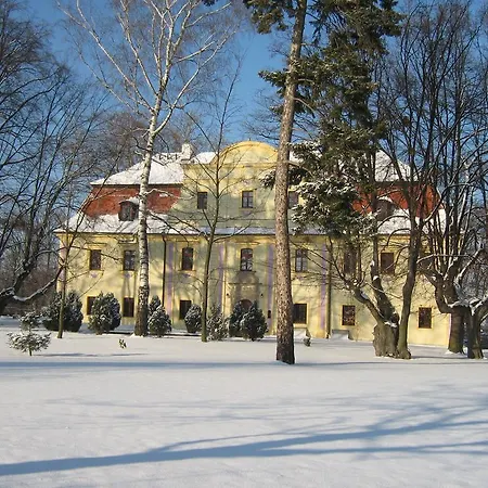 Palac Kietlin Фермерский дом