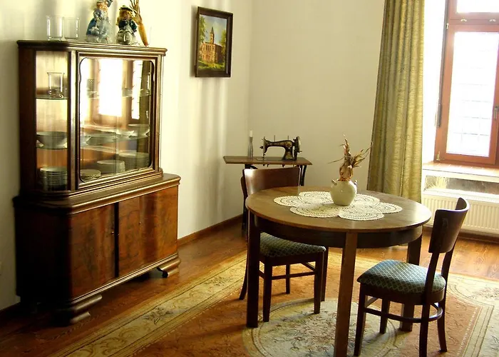 مزرعة للإقامة Palac Kietlin نييمتشا